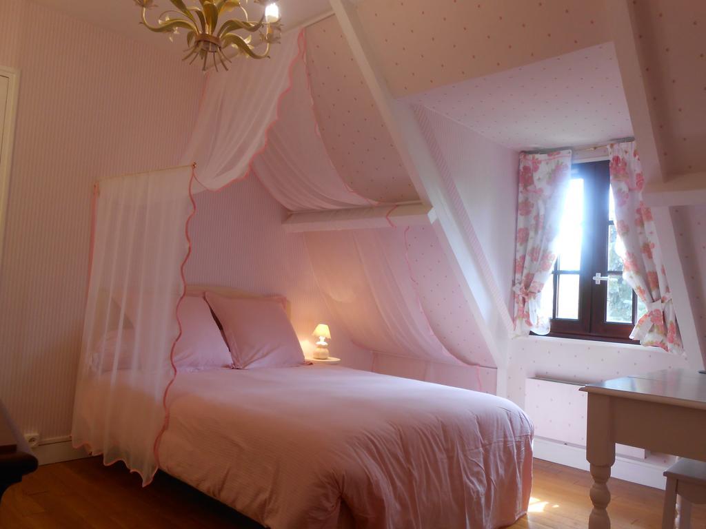 Aux Marguerites Villa Sainte-Genevieve-les-Gasny Oda fotoğraf